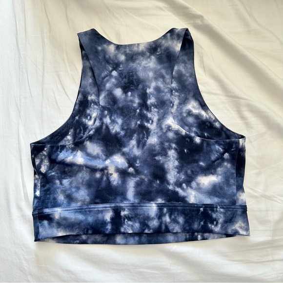 [SOLD] Banana Republic Cropped Workout Top, US M - Picture 2 of 3